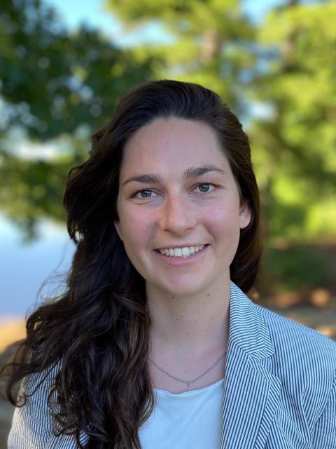 A headshot photo of Elizabeth Martin